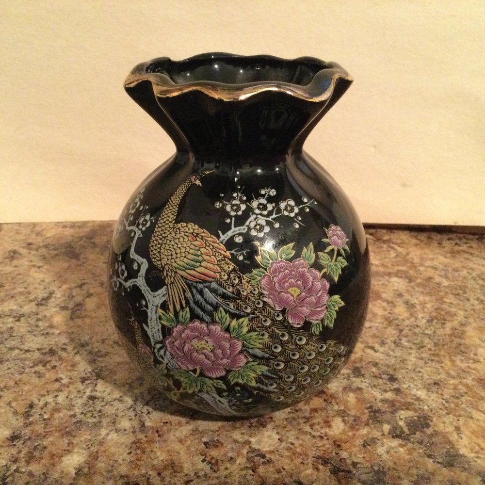 Vintage Japanese pottery vase flower-shaped mouth peacock and flowers small